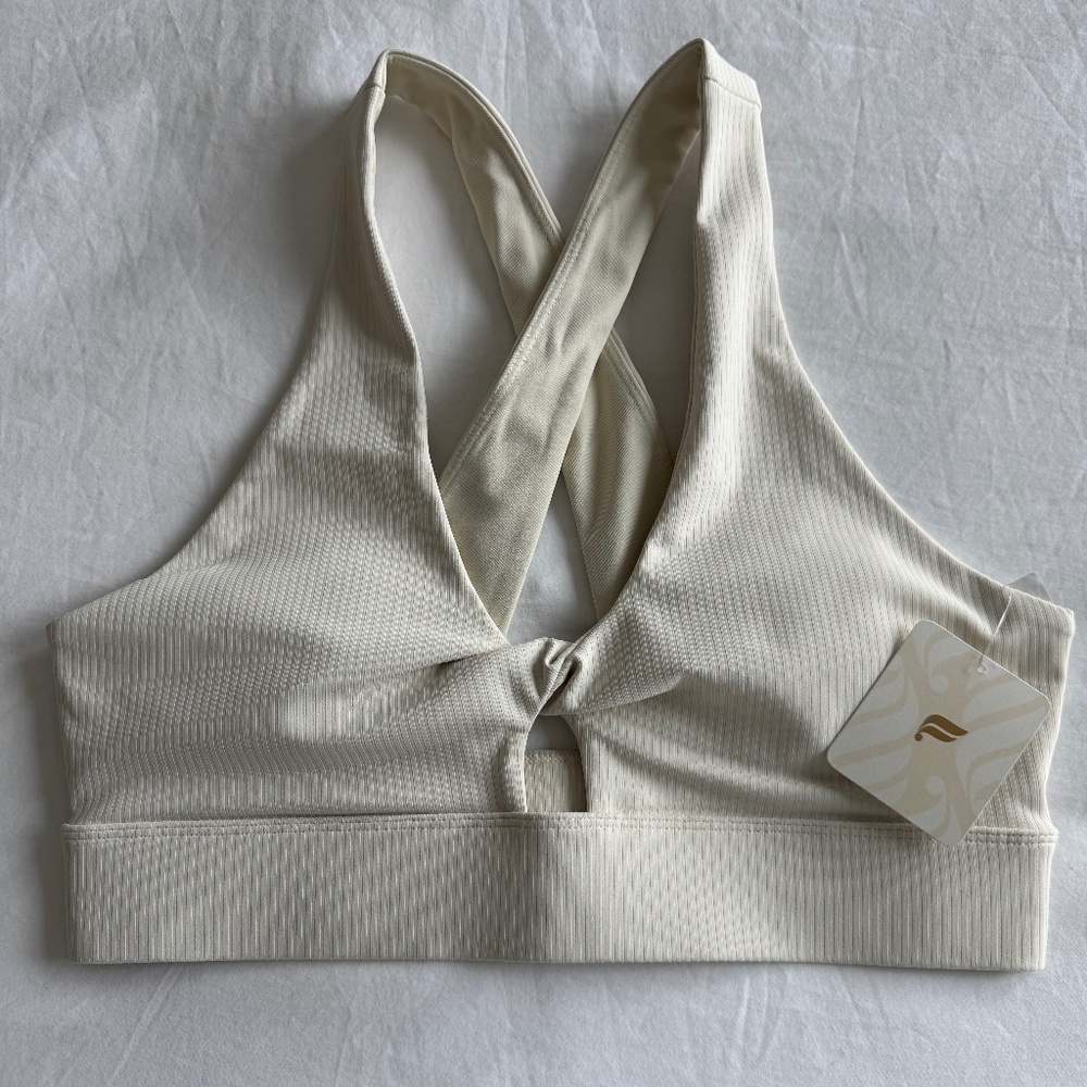 NWT Fabletics Oasis Twist Rib Sports Bra